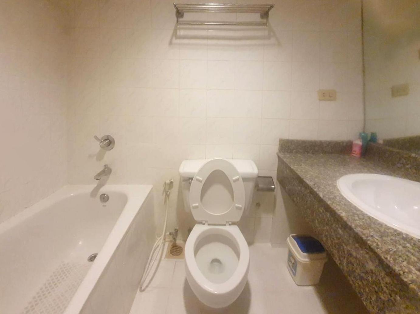 Wish Inn Chidlom V วิช อินน์ ชิดลม 2 Бангкок Экстерьер фото